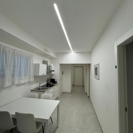 אסקולי פיצ'נו Re House Suite & Deluxe Apartament מראה חיצוני תמונה