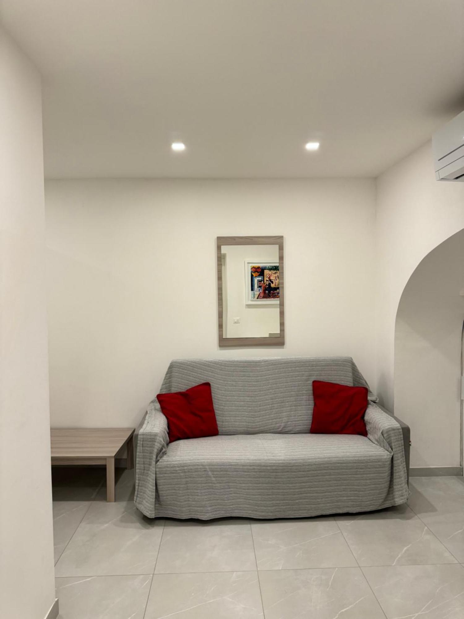 אסקולי פיצ'נו Re House Suite & Deluxe Apartament מראה חיצוני תמונה