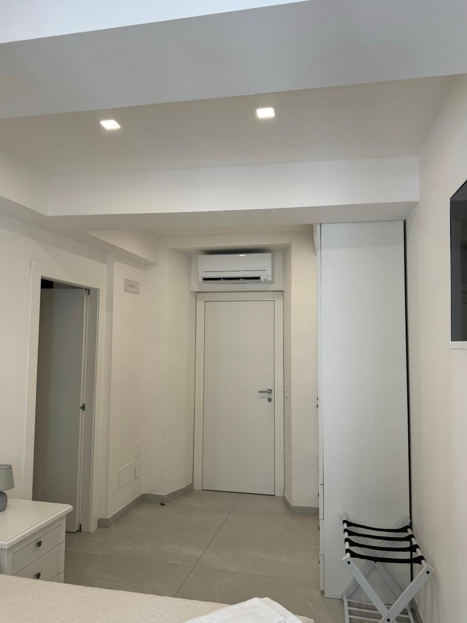אסקולי פיצ'נו Re House Suite & Deluxe Apartament מראה חיצוני תמונה